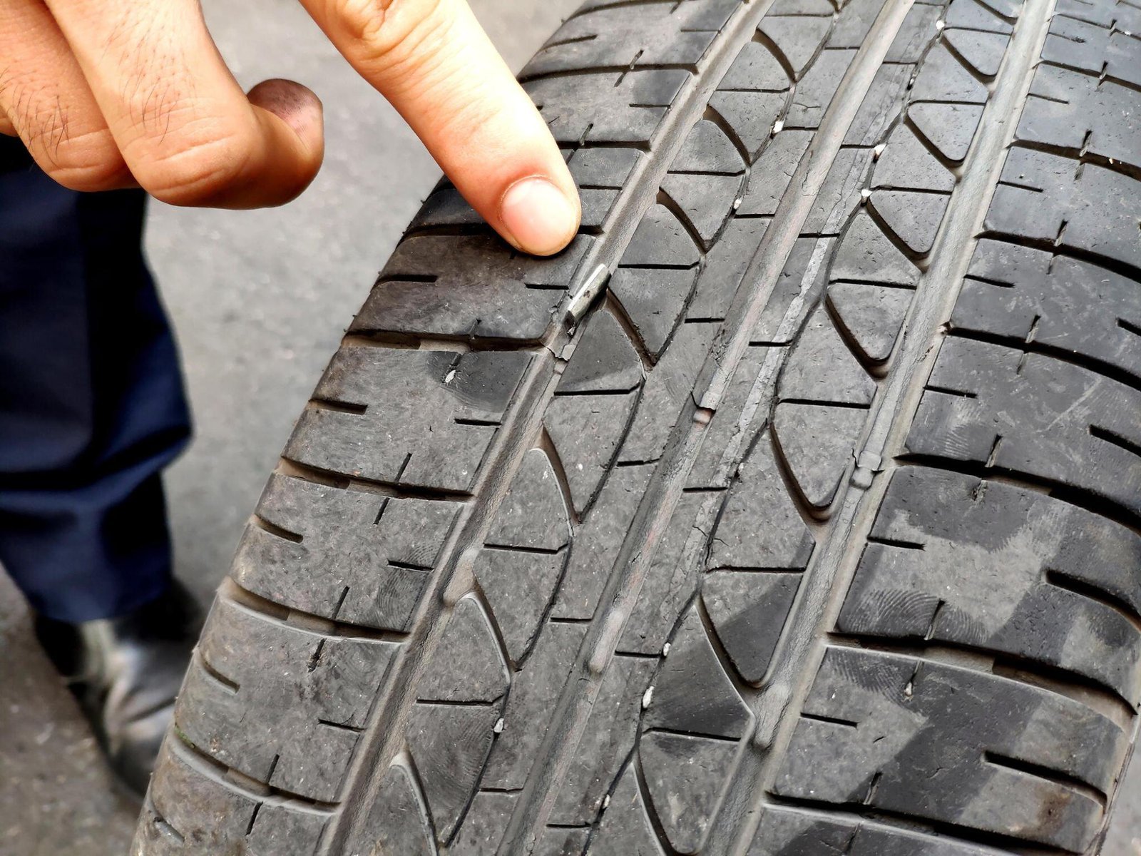 Engineering Solutions for Tire Safety and Reliability with Run-flat Tires